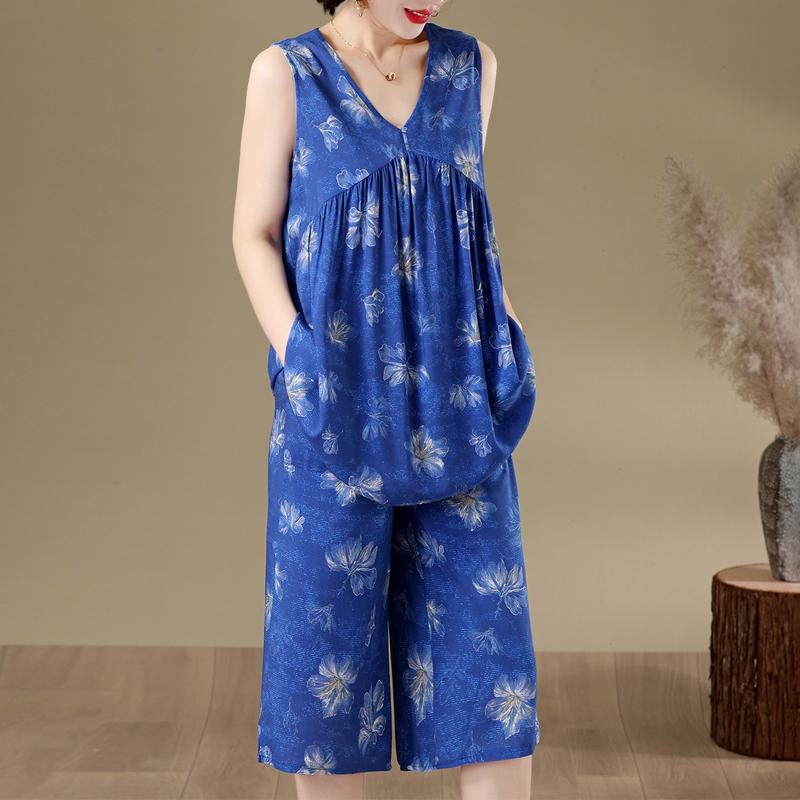 Women's Plus Size V-Neck Sleeveless 2-Piece Set, Casual Top & Cropped Pants (XL-7XL)