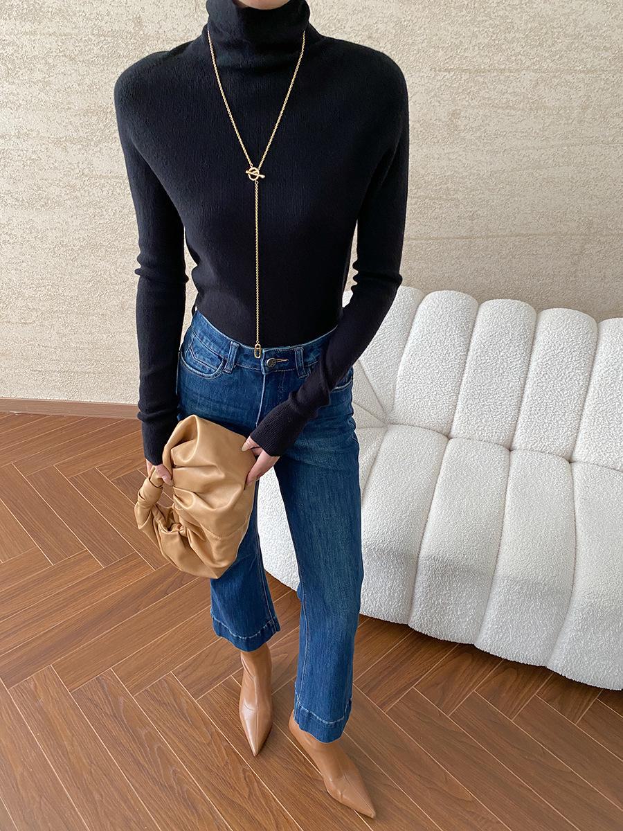 

Универсальный шерстяной свитер с высоким воротником Sinan SN6661 L чёрный