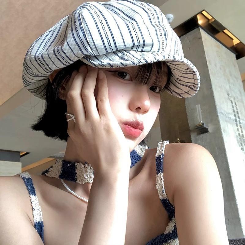 Vintage striped pleated beret women's spring summer niche irregular large head circumference showing face small sunscreen painter hat