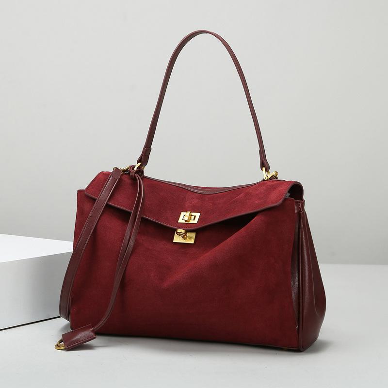 Bag Frosted Material Fashionable Large Capacity Tote Bag for Women's Commuting Shoulder Bag