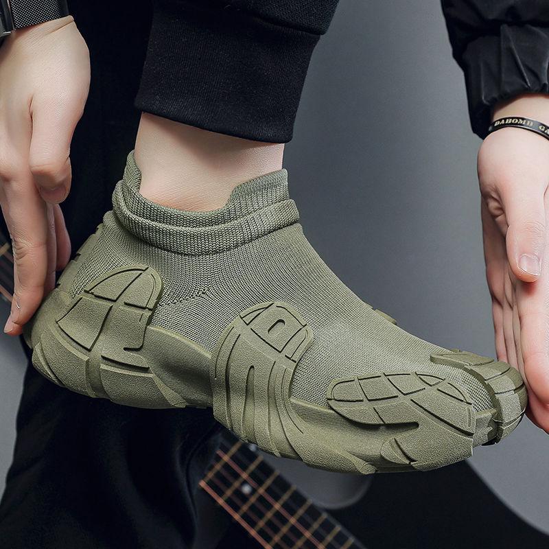 Summer new men's shoes fly-woven breathable socks shoes fashionable one-pedal lazy shoes soft sole comfortable dad shoes