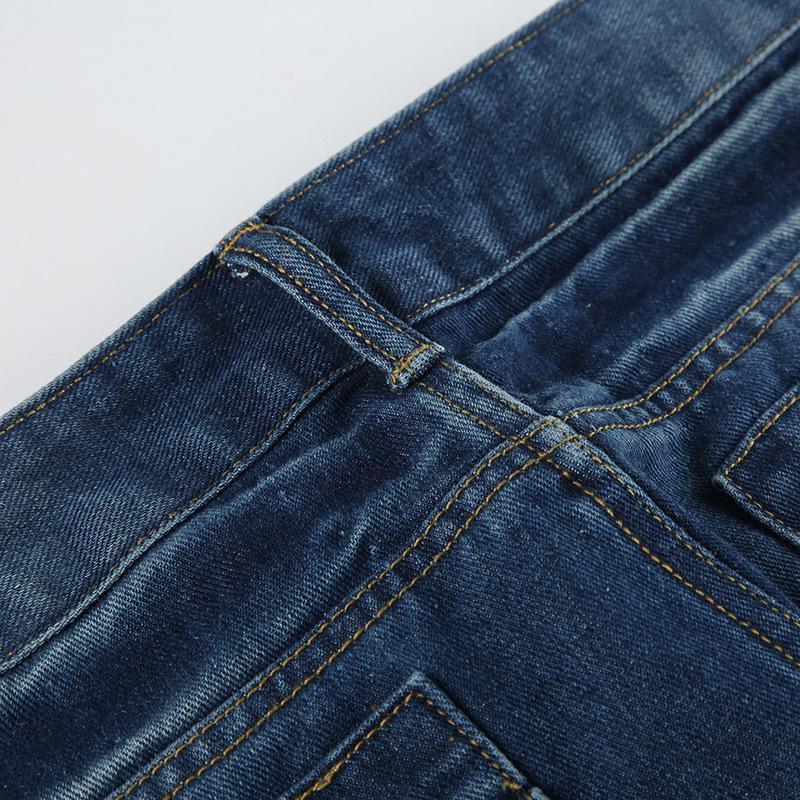 Retro Low-Waist Distressed Straight-Leg Jeans mit Katzenbart-Waschung