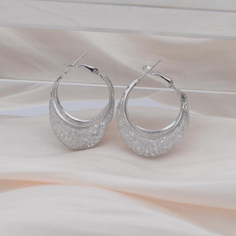 

Минималистичные круглые серьги-кольца из проволочной сетки с цирконием для женщин, кольцо золотого цвета, украшения для вечеринок, уникальные круглые серьги для рождественских девочек