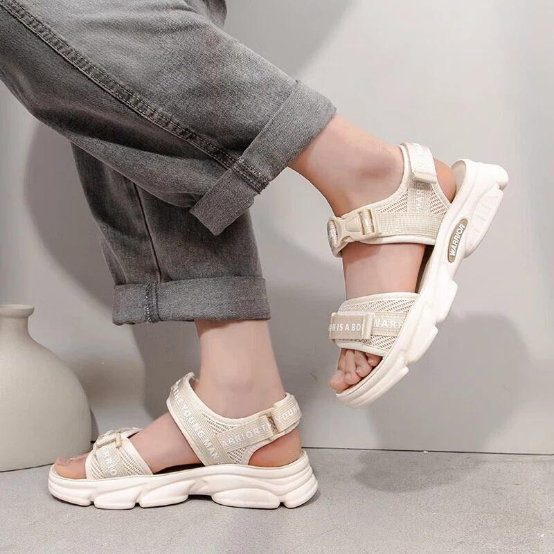 Warrior Women's Summer New Thick-Soled Casual Lightweight Beach Sandals