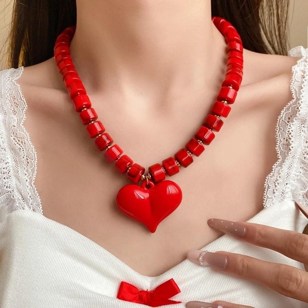 Acrylic Acrylic Love Heart Necklace Round Bead Sweater Chain Women Clavicle Necklace Vacation