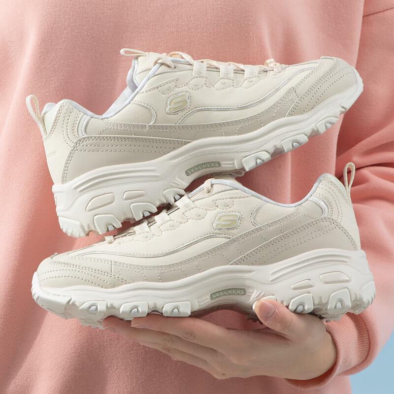 Skechers Women s Panda Chunky Platform Sneakers 7.5