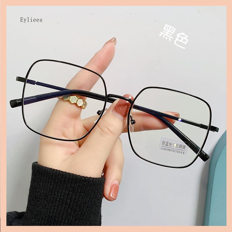 

Fashion Anti-Blue Light Glasses Women Men Retro Oversized Frame Female Computer Goggles Decorative Glasses Transparent Lens
