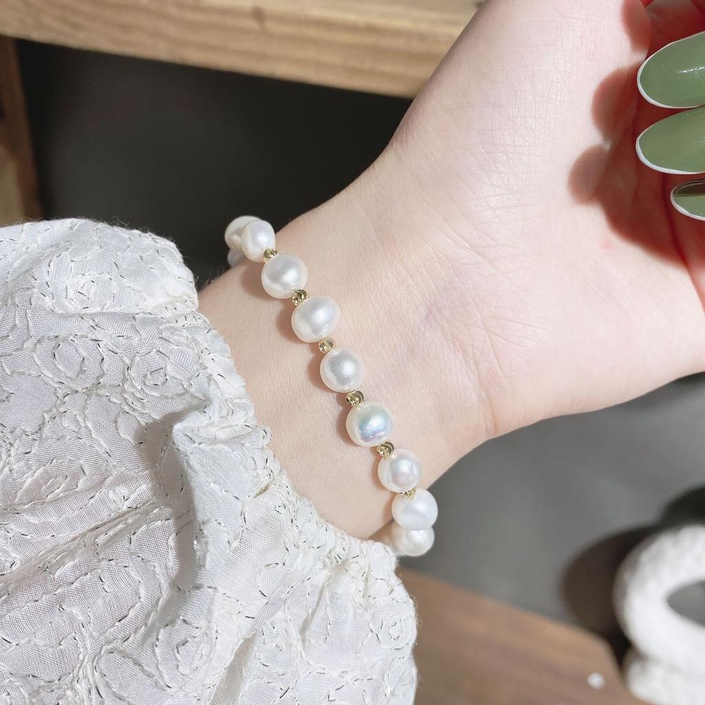 BLINGBY Women's Bracelet Baroque Pearl Bracelet Niche Vintage Style Premium Feeling Bee Pendant Light Luxury Zirconia String Girls Modern Jewelry Gift