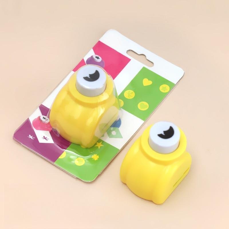 

Мини фигурный дырокол для рукоделия, многофункциональный, доступен в нескольких цветах, портативный инструмент для DIY скрапбукинга. moon