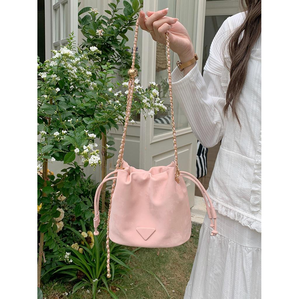 IELGY Cloud Puff Bag, Women's Pink Strap Chain Bag, Fashion Versatile Niche Shoulder Crossbody Bucket Bag