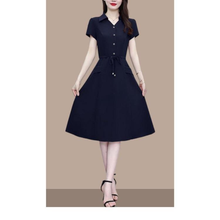 Modisches Sommerkleid für Mütter Lockere Passform Bindegürtel Elegant und Schlankmachend Mittelalte Frauen