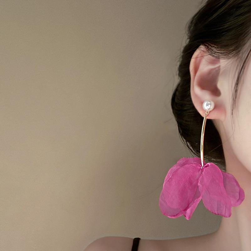 Pink Flower Mesh Earrings Personalized Internet celebrity Same Earrings Small Fresh Holiday Wind Sweet Earrings