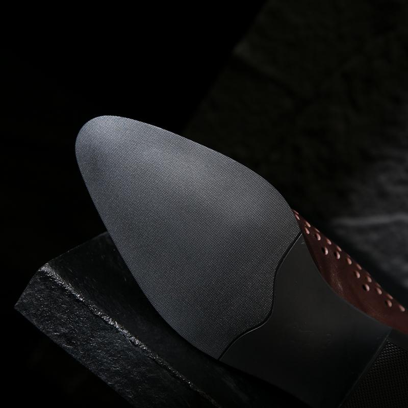 Fashion Women's New Spring and Autumn Vintage Genuine Leather Cowhide Pointed Hollow Hole Comfortable Middle Heel Muller Single Shoes