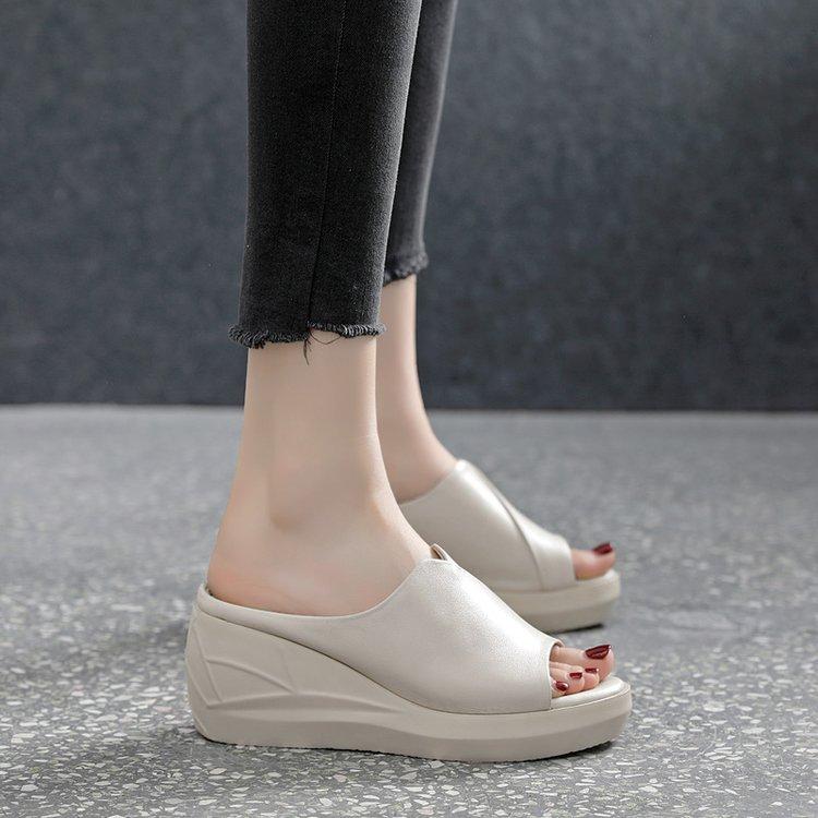 Slope Heel Thick Bottom One-word Drag Women 2025 New Summer Fashion Versatile Non-slip Soft Bottom High Heel Outer Wear Cool Slippers Women