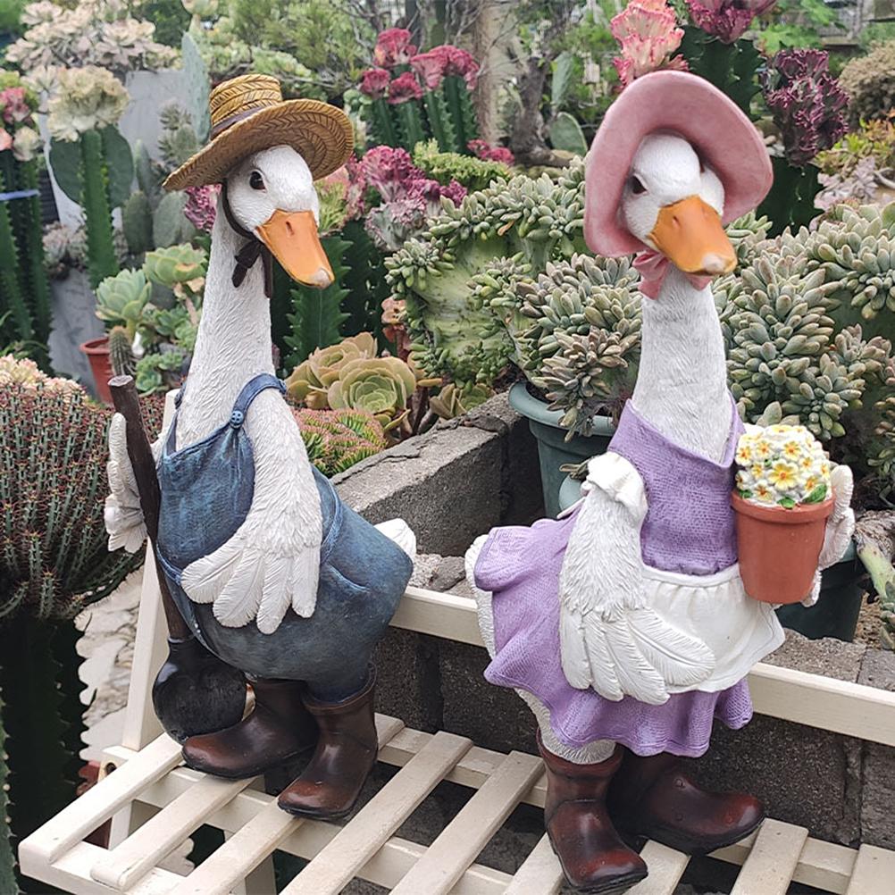 Cute Cartoon Duck Resin Figurine Garden Yard Home Decor Ornament