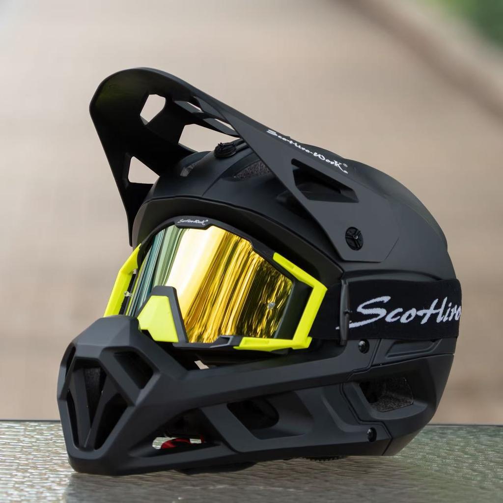 Scorpio mountain bike bike full helmet cycling helmet off-road forest locomotive children men and women DH downhill light gallop
