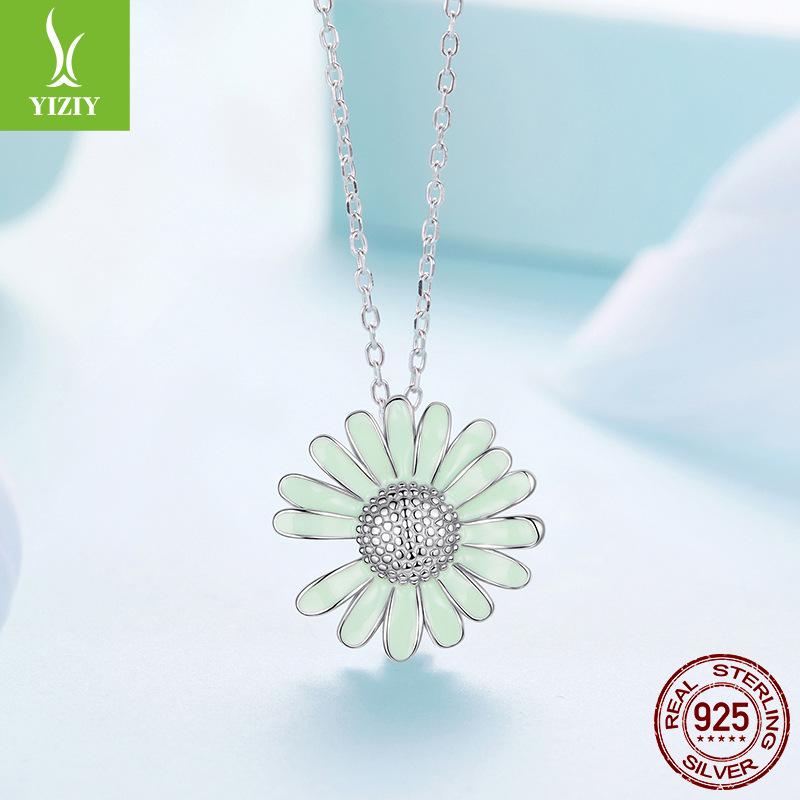 Small Fresh Green Small Daisy Necklace Women'S Versatile S925 Sterling Silver Small Flower Necklace Collarbone Chain