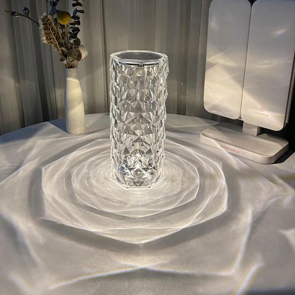 Ny 16-farger Touch-fjernkontroll Switch LED Crystal Bordlampe Diamond Rose Nattlys Atmosfære Nattbord Bar Art Decor