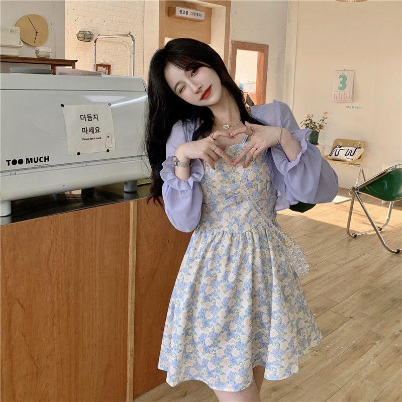 Small fresh and sweet age-reducing floral suspender dress women's summer waist tea break Platycodon short skirt cardigan two-piece set