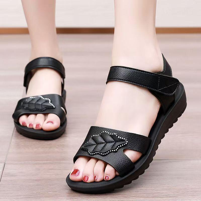 

Middle Aged And Elderly Velcro Flat Sole Sandals Thick Sole Non Slip Summer New Open Toe Lightweight Breathable Leather Sandals 35 чорний