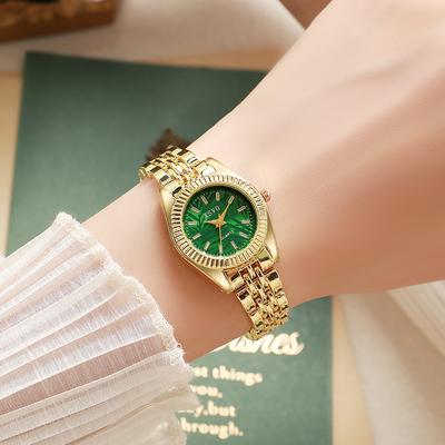 Neuer Business-Modetrend neuartiger Design-Sinn fortschrittlicher leichter Luxus goldfarbenes Stahlarmband Retro schlichte Damen-Quarzuhr Armbanduhr