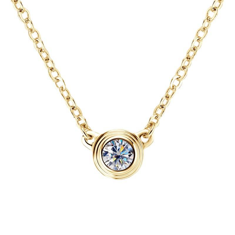Silvere Glam A Fashionable and Simple Moissanite Pendant with a Niche Design Sense and a Small Flying Saucer Necklace