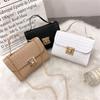 Dámská móda Reliéfní PU kůže Taška přes rameno Řetězová Ležérní crossbody kabelka
