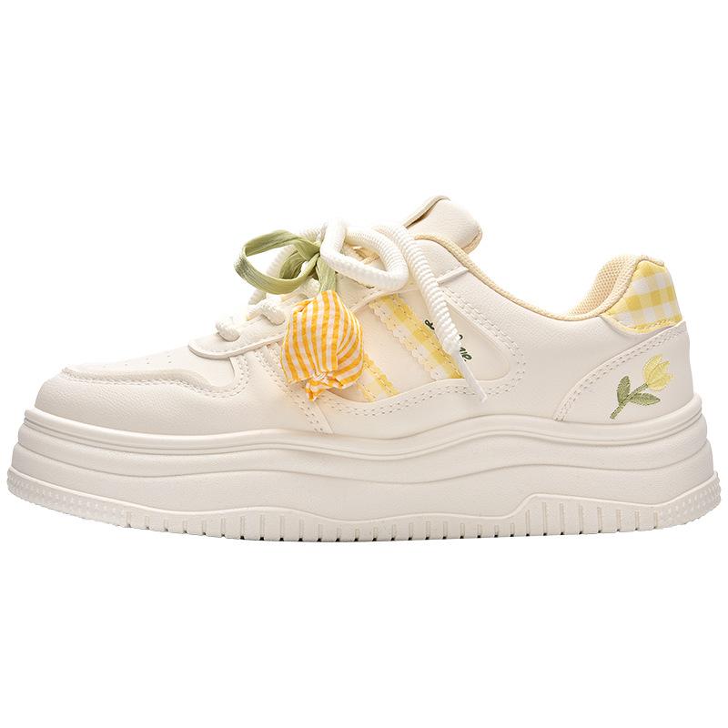 

New products are on sale in summer, new little white shoes, versatile platform sports and leisure board shoes 5254 40 бежевый