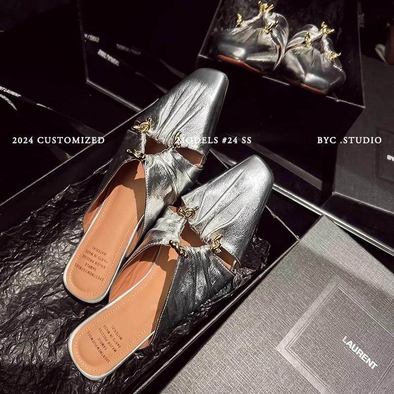 Fashion Women's Slippers Square Toe Metal Decoration Square Heel Women's Mules Leisure Daily Cover Toe Sexy Zapatillas De Mujer