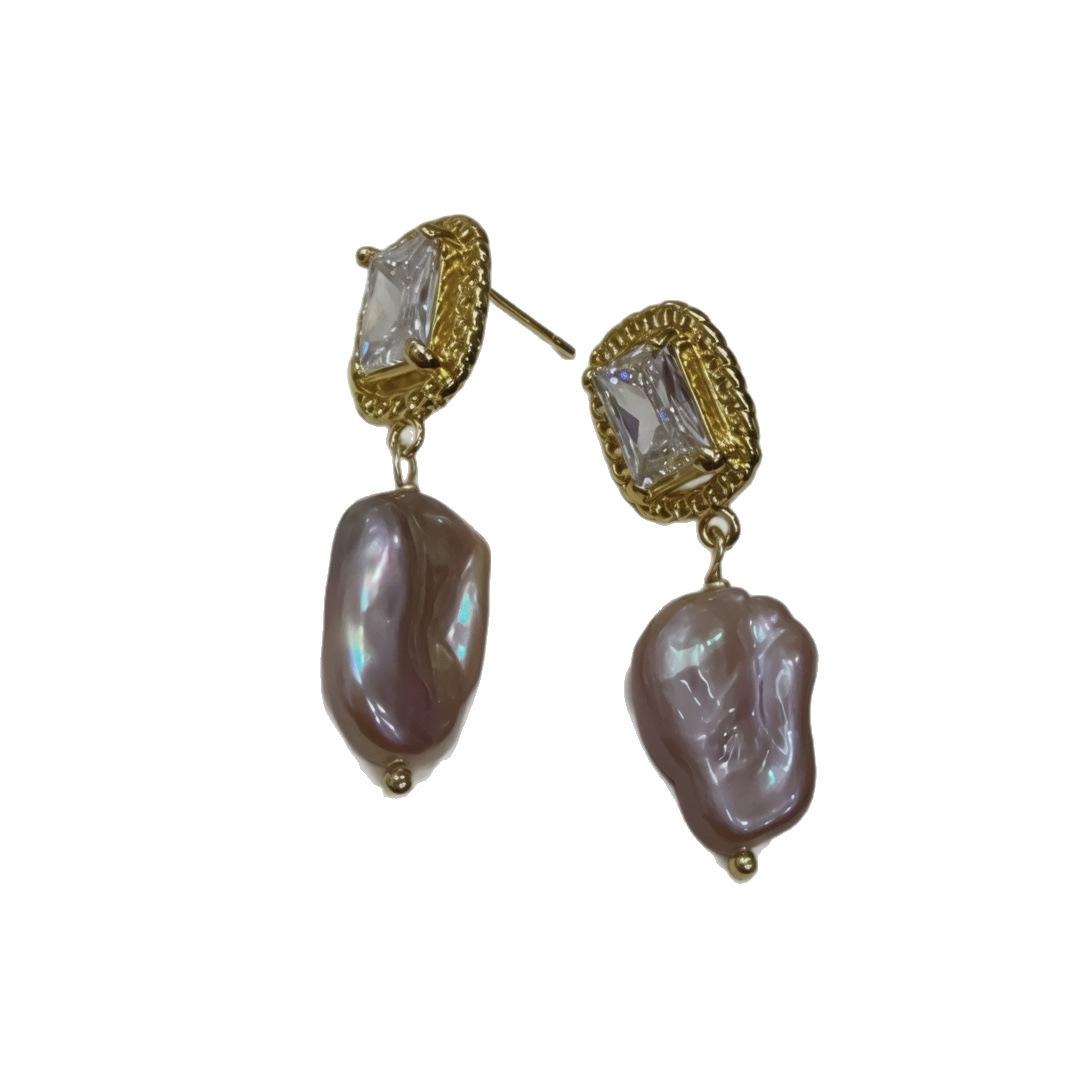 

Natural pink and purple baroque special-shaped pearl earrings light luxury temperament pendant earrings autumn and winter new square zirconium stud e silver needle/luxury zircon inlay