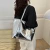Chic Large Capacity Tote Bag Stylish Minimalist Design For Women In Gold And Silver Colors