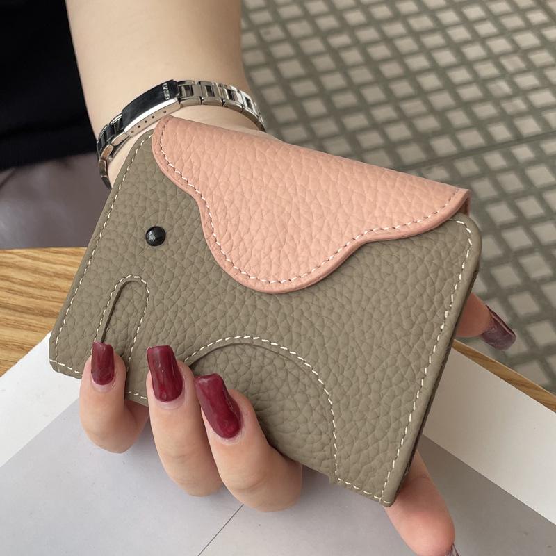 

Slim Cowhide Coin & Key Purse - Compact, Cute Elephant Design Card Holder for Women сірий колір