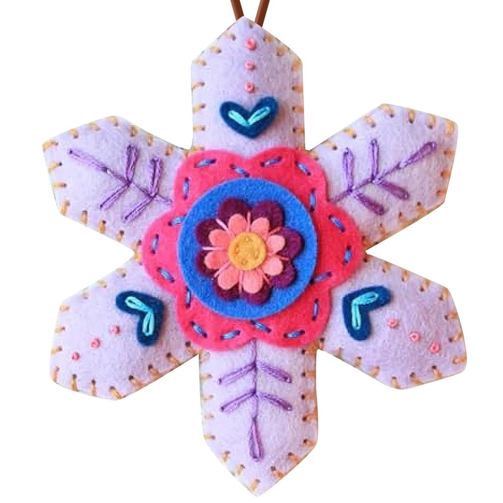 Christmas Snowflake Felt Ornament Kit with Pre-Cut Felt 3D Embroidery Needlepoint Kit Xmas Felt Snowflake Pendant Crafts