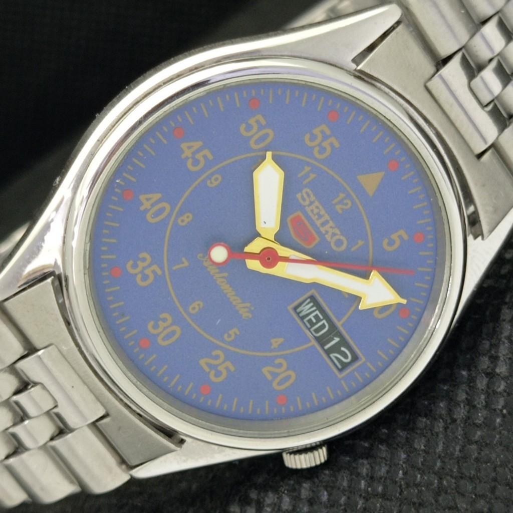 

USED VINTAGE SEIKO 5 AUTOMATIC 7019A JAPAN MENS D/D BLUE WATCH 594a-a311690-9 SKU594a-a311690