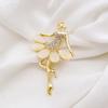 Broche Oeil de Chat Ballerine Atmosphérique Européenne et Américaine Mode Accessoires de Vêtement Tempérament