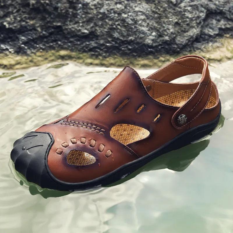 Summer Men's Sandals Genuine Cowhide Leather Breathable Hollow Beach Shoes Hole Shoes Soft Sole Breathable Waterproof Sandals