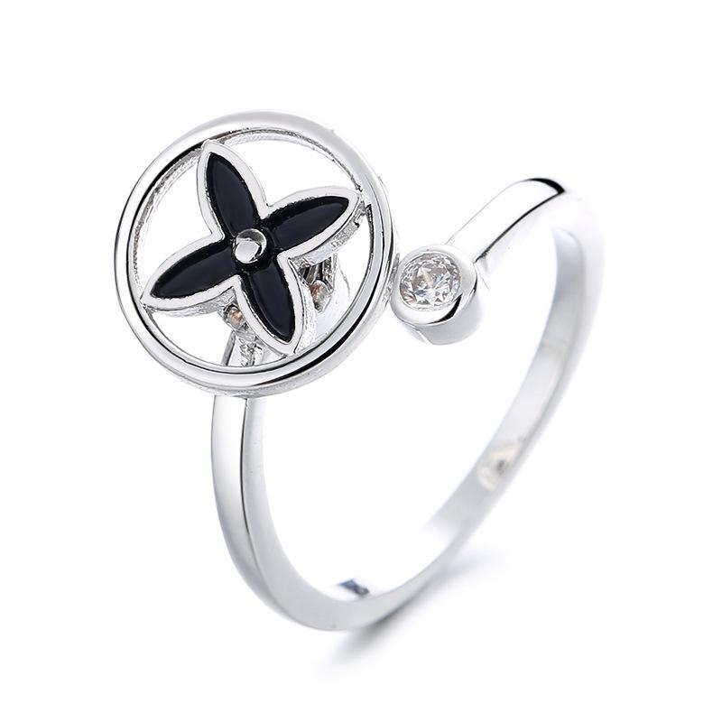 

Набор регулируемых вращающихся колец-антистресс с розами и клевером для пальцев Adjustable