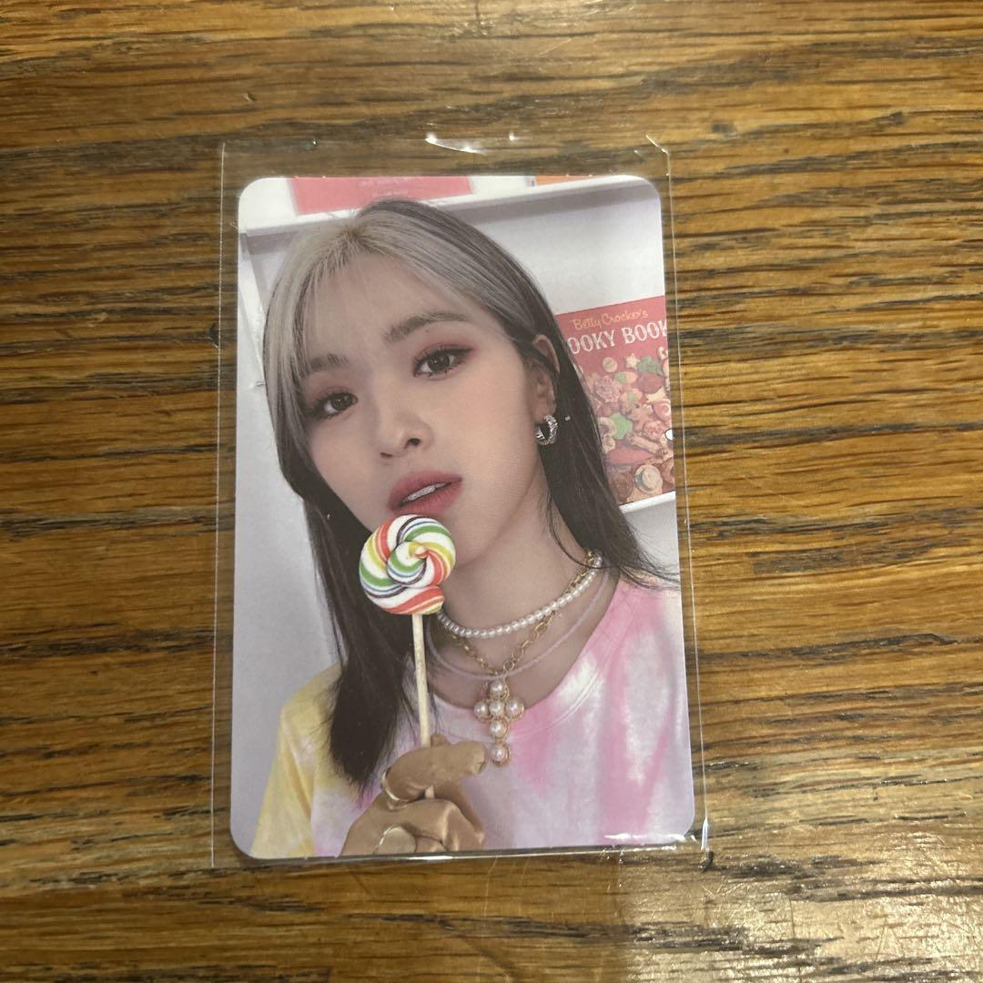 

[USED] itzy Ryujin trading card cake