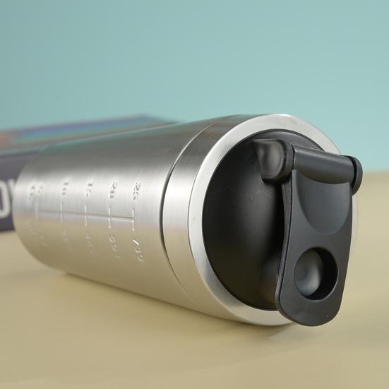 Stainless Steel Protein Shaker Cup Gym Fitness Shakes Bottle 500ml/750ml Portable Mixing Bottle with Steel Ball And Scale