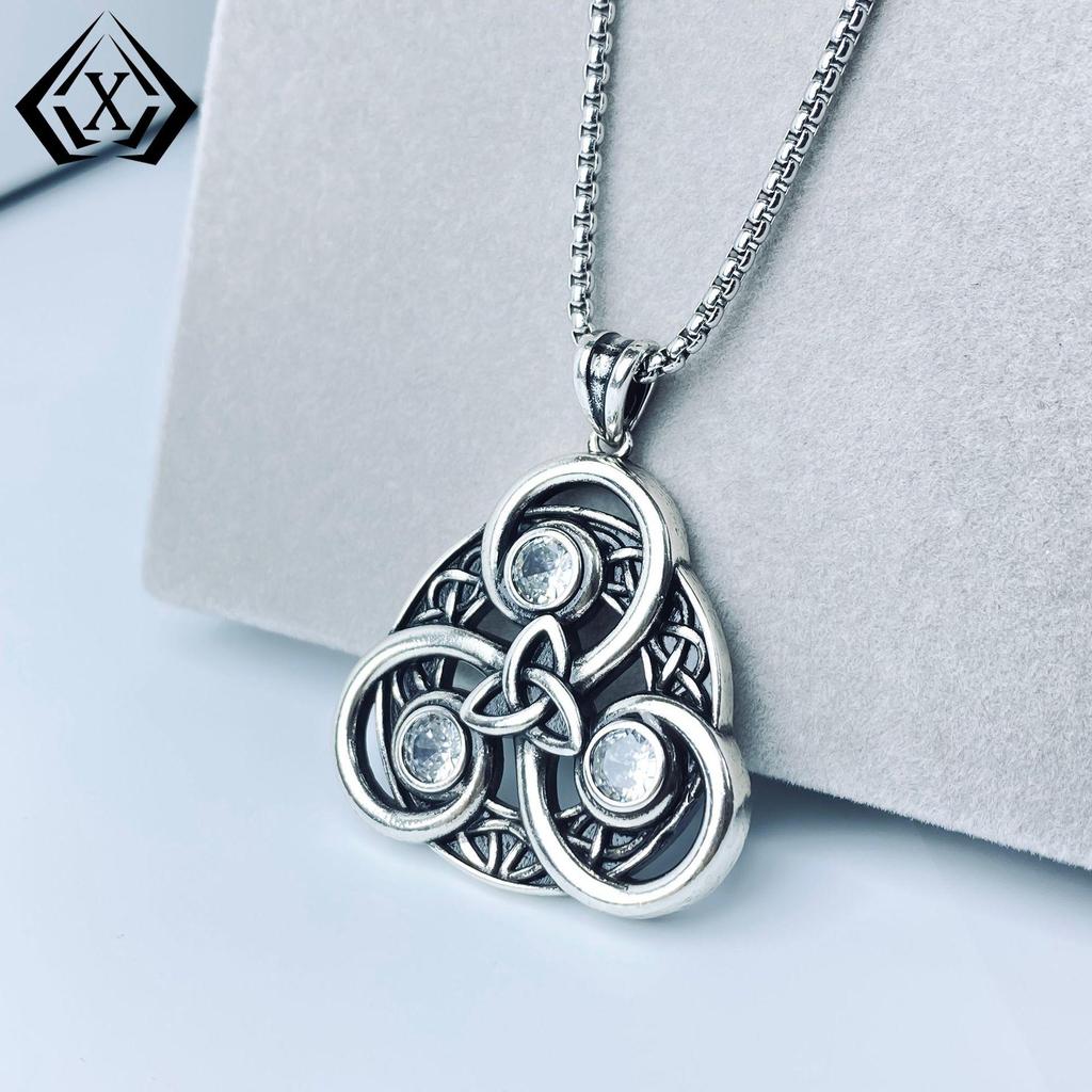 Xieweier Retro Celtic Knot Copper Unisex Yoga Necklace