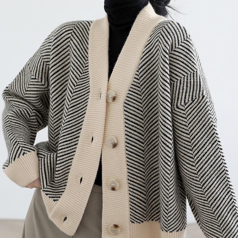 Chic Retro Knitted Cardigan Women's Sweater Striped Long Sleeve Loose Women Sweaters Jacket Outerwear Lazy Style Elegant Button Knitwear Coats 25453
