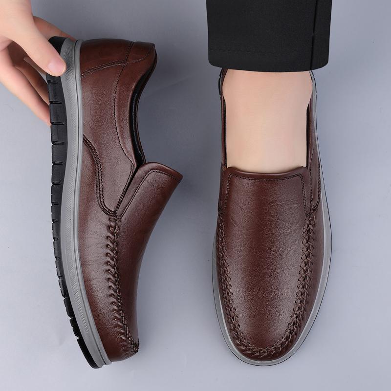 Mode Slip-on Business Casual Äkta Läderskor Klassiska Mjuka Mockasiner Hombre Andningsbara Ballerinaskor Herrskor Herr Vår Loafers