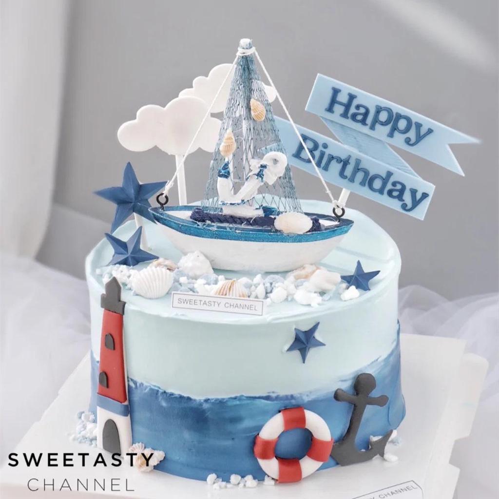 Smooth Sailing Sailboat: A Bright Future in Cake Decoration from Junior High to College Graduation