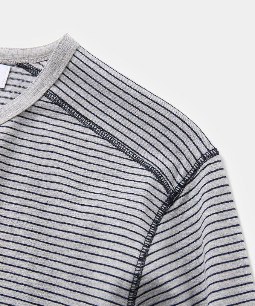 Laikeueomojeu Striped Henley Neck Long Sleeve_Gray