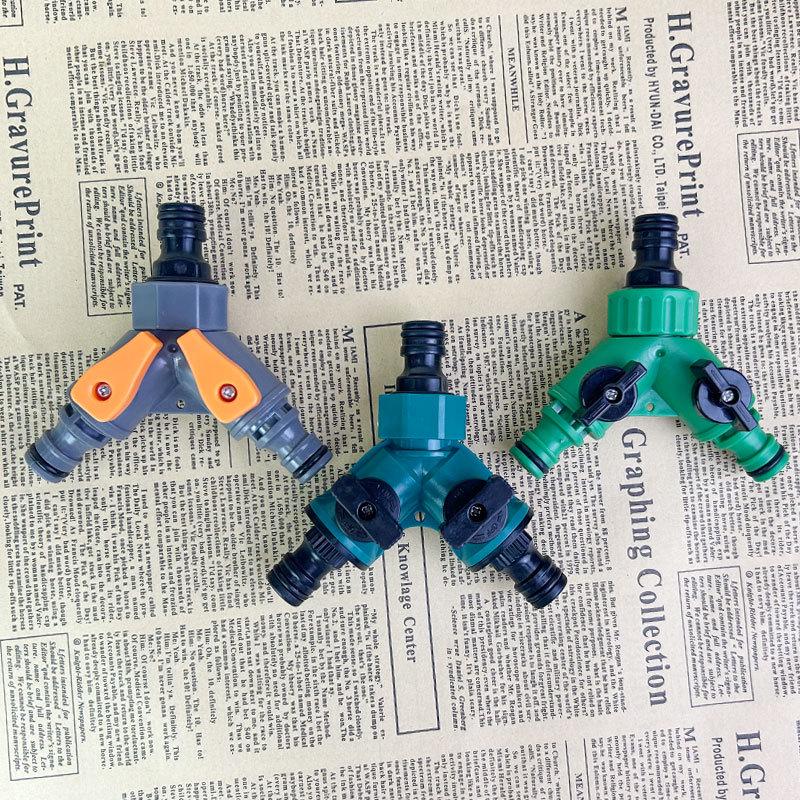 Y-Shaped 3-Way Water Pipe Splitter with One-to-Two Switch, Fits 3/4-Inch and 1-Inch Quick Connectors