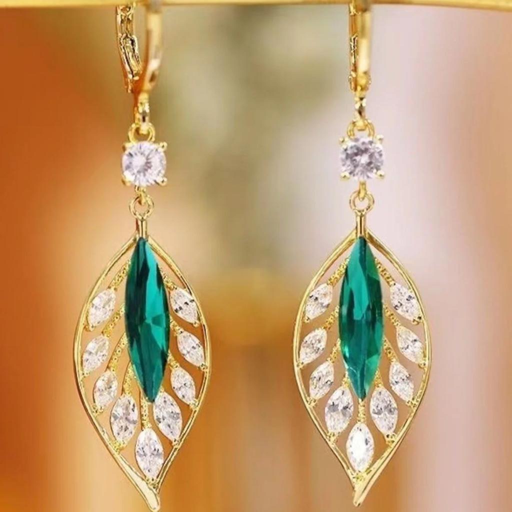 Full diamond temperament, geometric earrings, high-end European and American party earrings, women's earrings, rhinestones