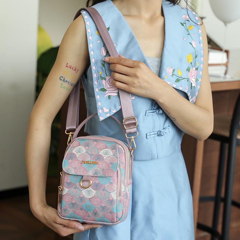Dámská taška přes rameno s potiskem Dámská vícevrstvá taška Taška na mobilní telefon Small Square Bag Small Hadnbag