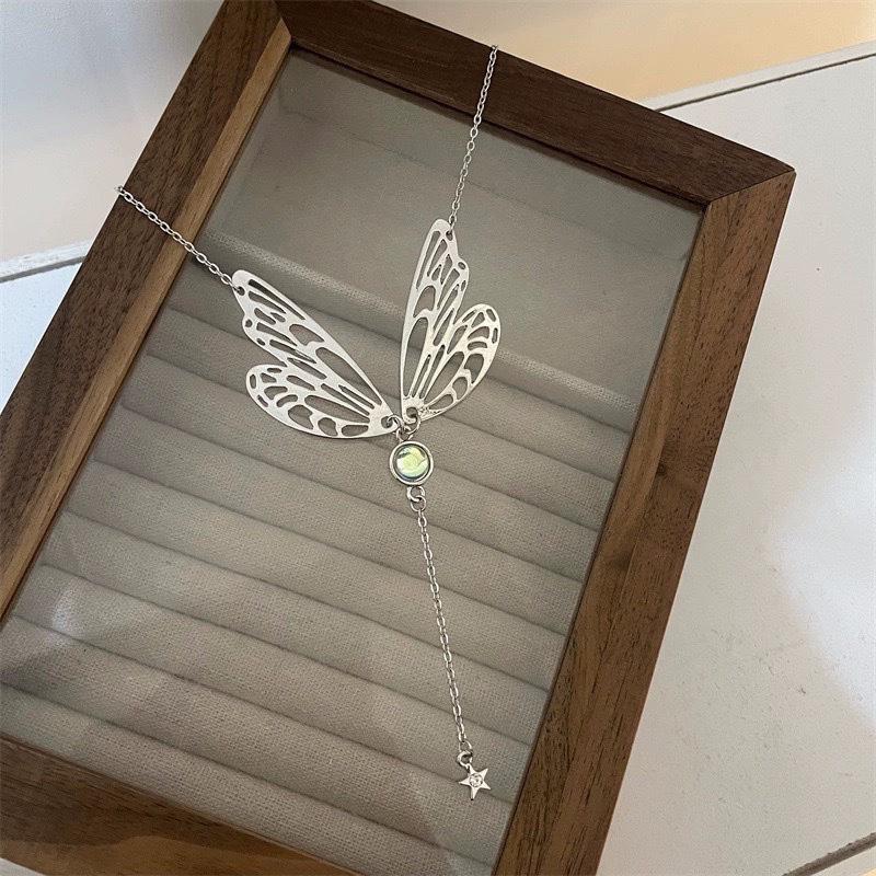 Stylish Hollow Butterfly Wings Tassel Pendant Necklace Female Accessories Temperament Clavicle Chain For Girl Party Jewelry Gift