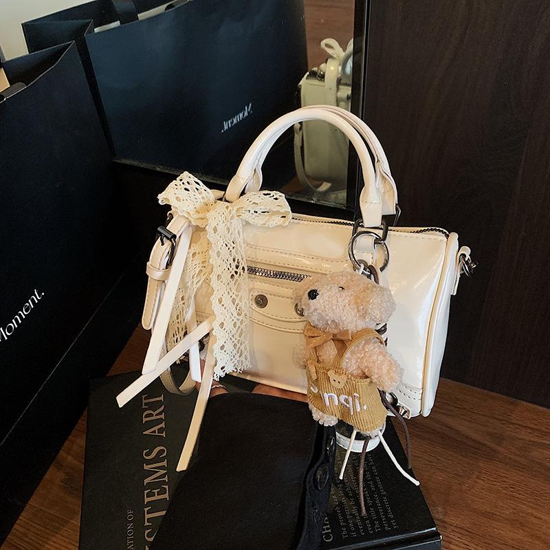 2025 summer new rivet small square bag fashion locomotive style shoulder bag texture cute messenger bag bag woman
