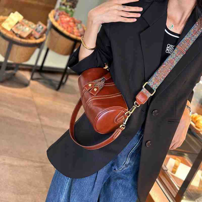 Cylinder Bag Women's New Underarm Shoulder Bag Messenger Bag